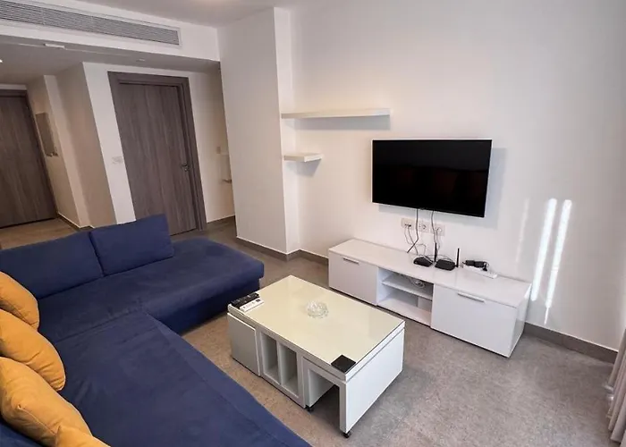 Relaxing 2br With Private Terrace Sholan 2 Gouna *
